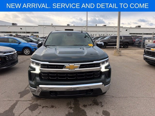 2025 Chevrolet Silverado 1500 LT (2FL)