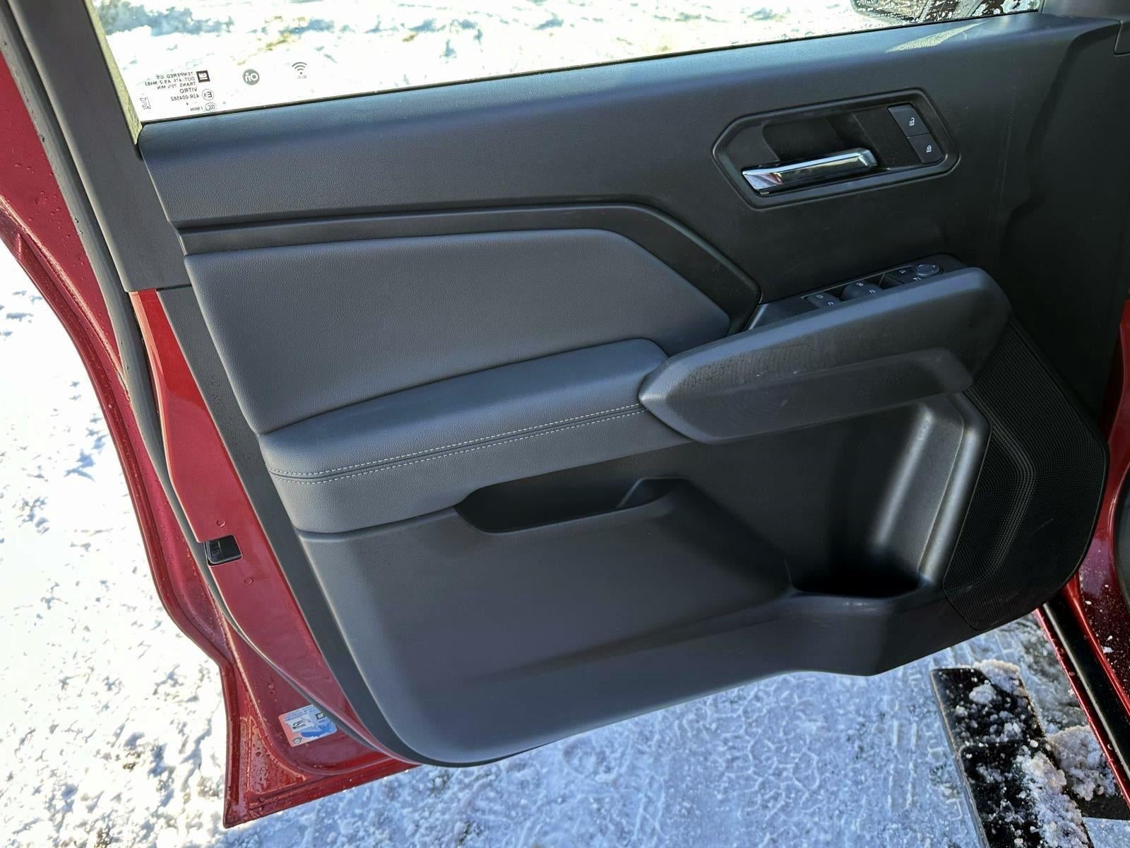 2024 Chevrolet Colorado LT