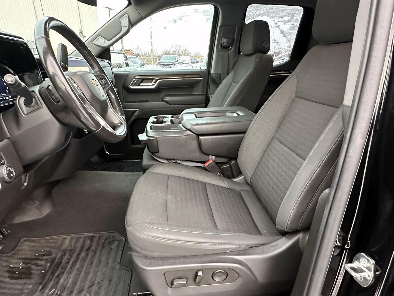 2022 Chevrolet Silverado 1500 LT (2FL)