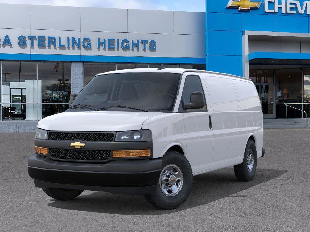 2025 Chevrolet Express Cargo WT