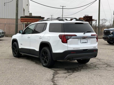 2023 GMC Acadia AT4