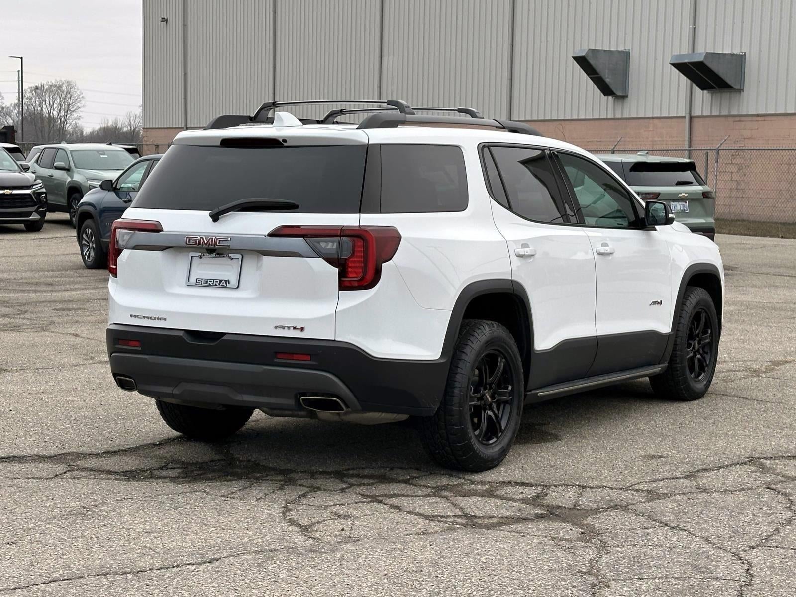 2023 GMC Acadia AT4