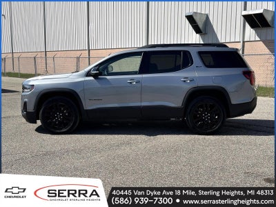 2023 GMC Acadia SLT