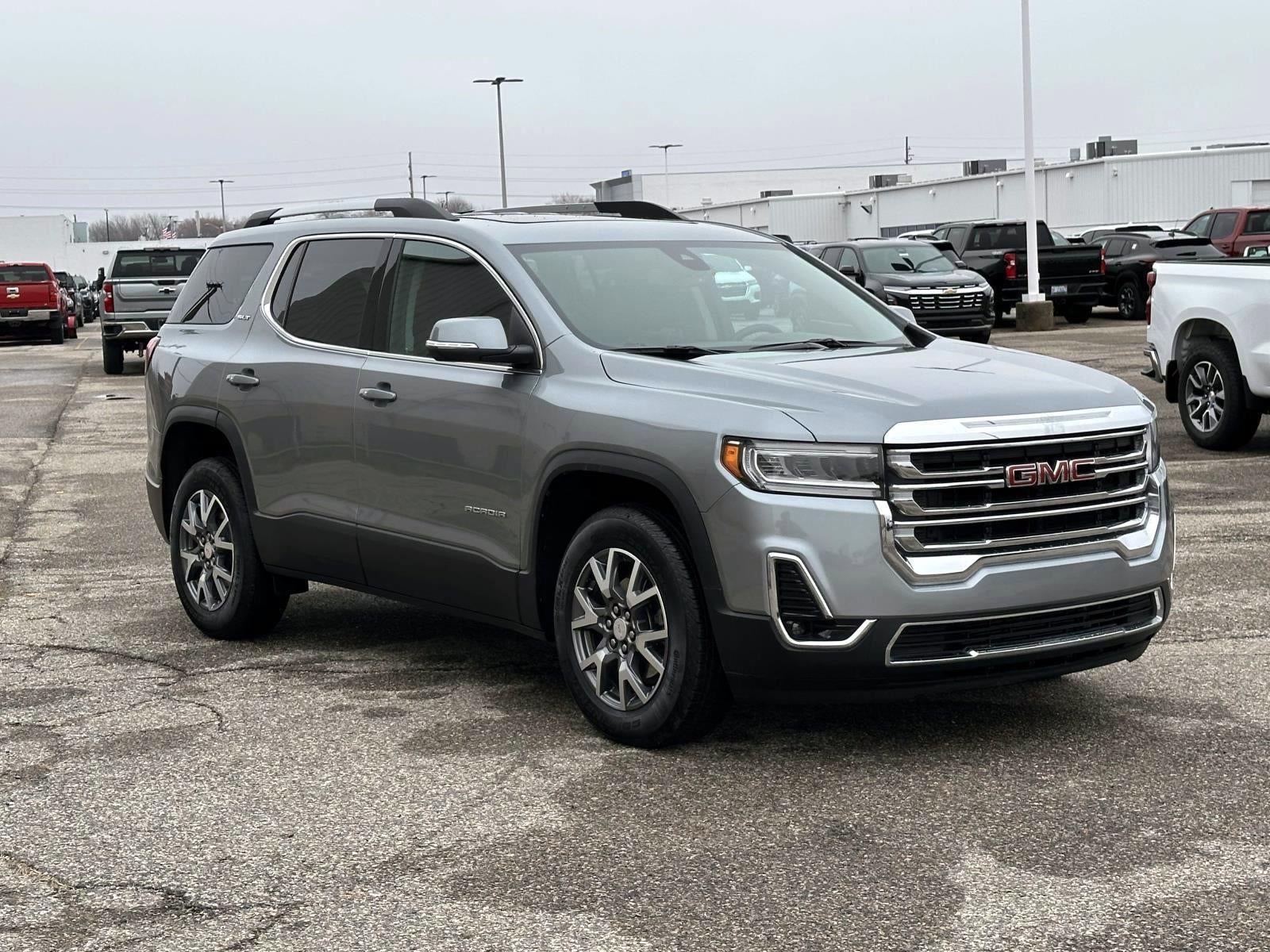 2023 GMC Acadia SLT