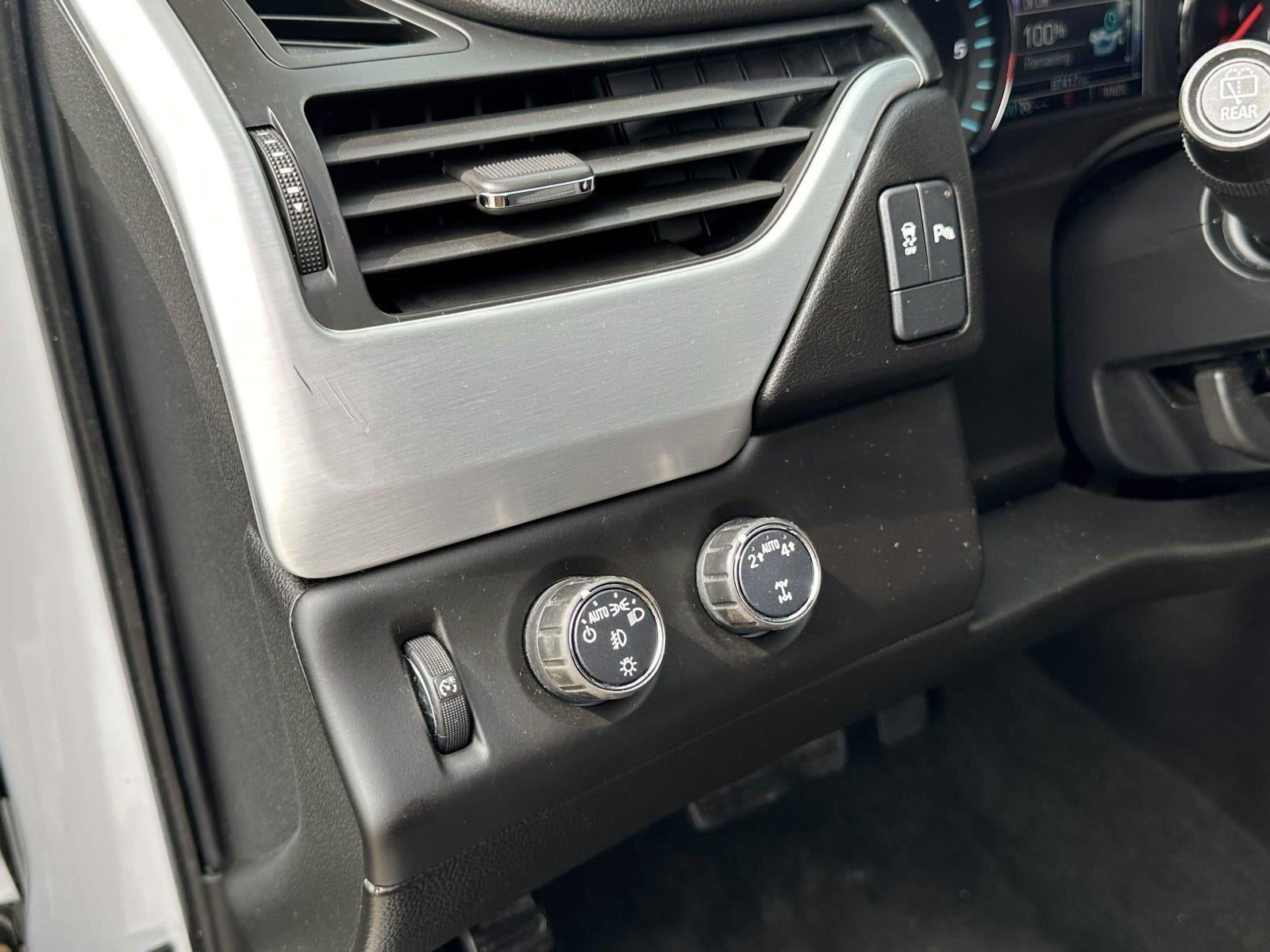 2017 GMC Yukon XL SLE