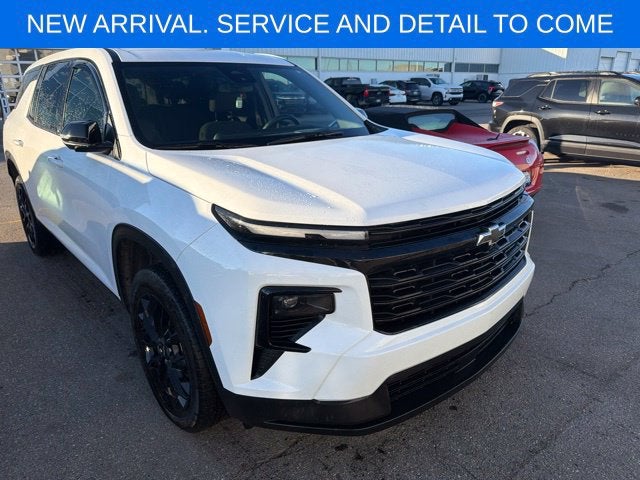 2024 Chevrolet Traverse LS