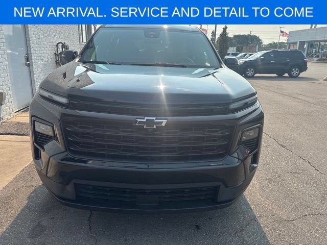 2024 Chevrolet Traverse LS