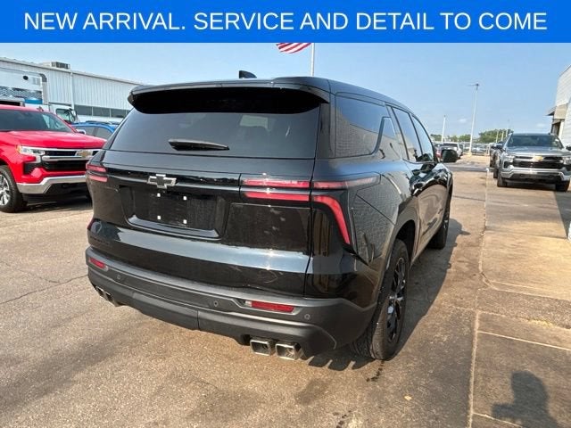 2024 Chevrolet Traverse LS