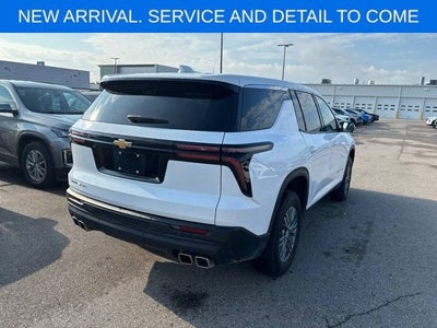 2024 Chevrolet Traverse LS