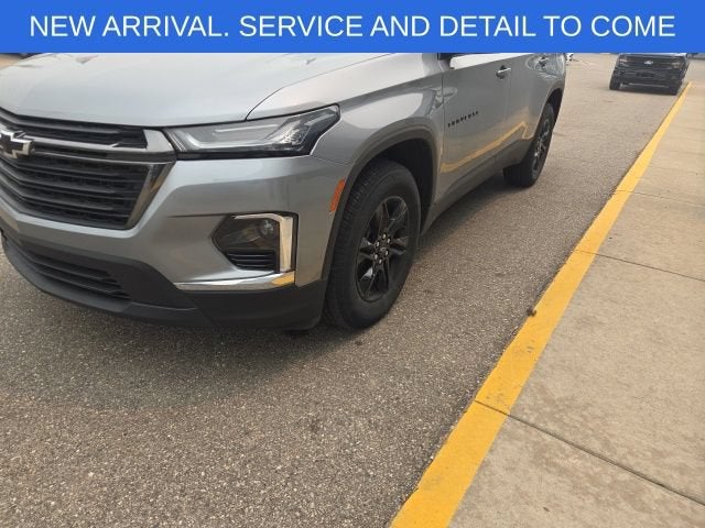 2023 Chevrolet Traverse LS
