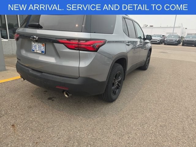 2023 Chevrolet Traverse LS