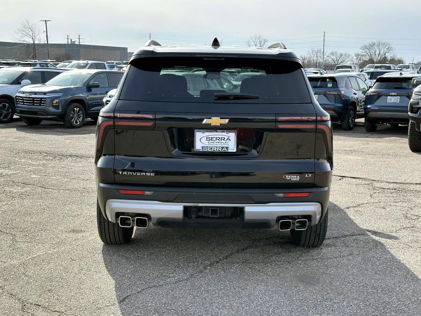 2024 Chevrolet Traverse LT
