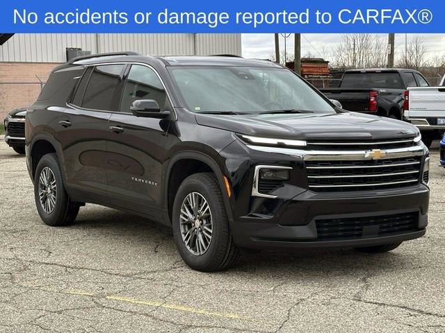 2024 Chevrolet Traverse LT