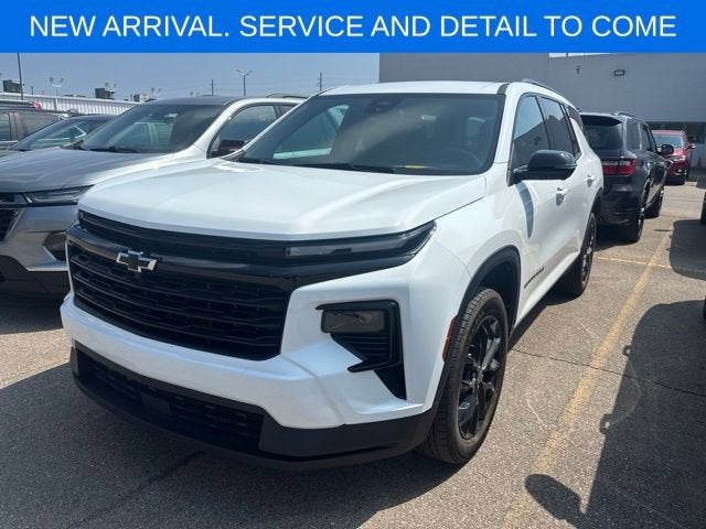2024 Chevrolet Traverse LT