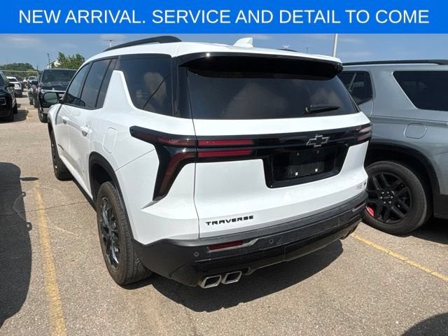 2024 Chevrolet Traverse LT