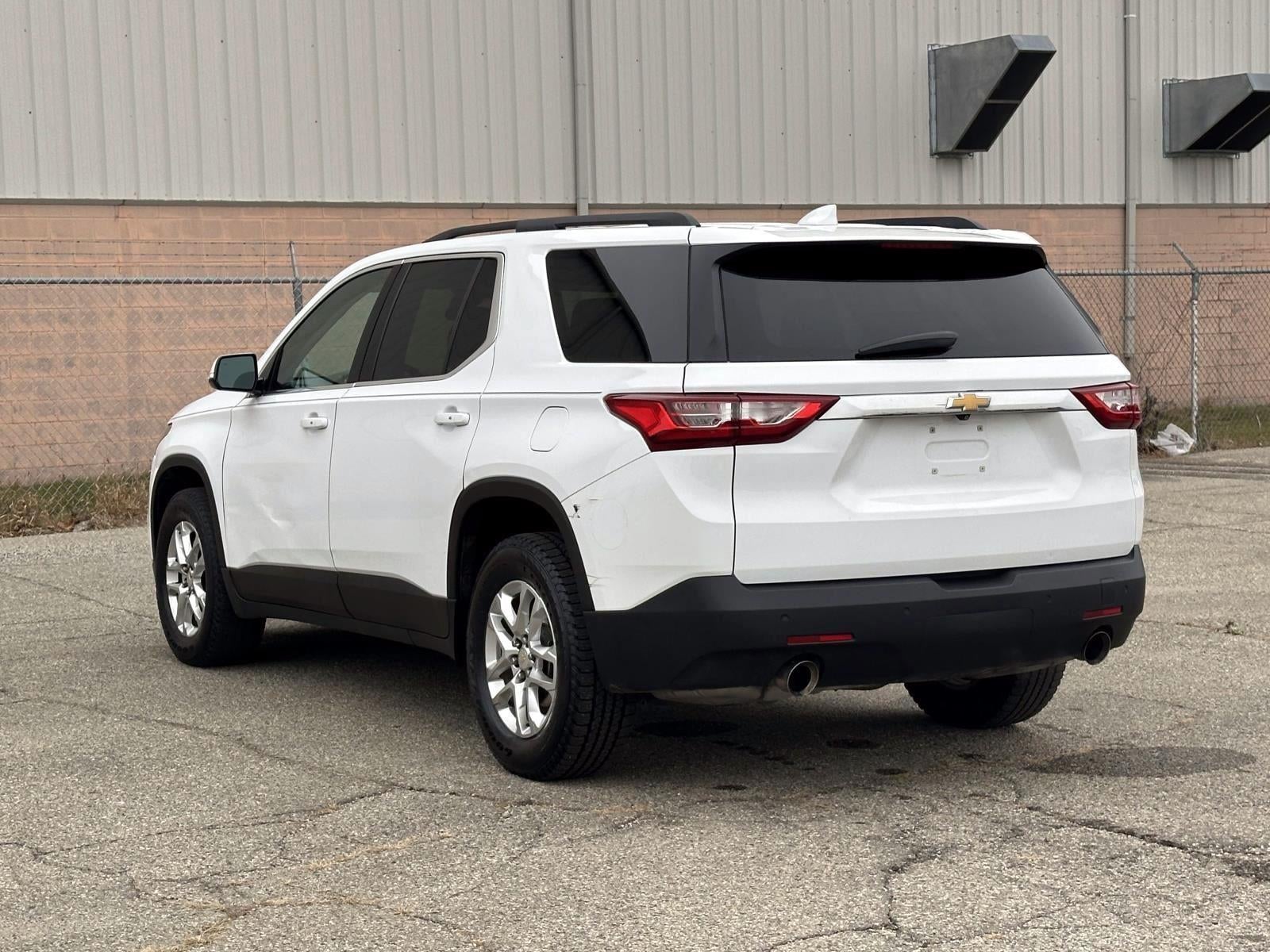 2020 Chevrolet Traverse LT Cloth