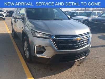 2023 Chevrolet Traverse LT Cloth