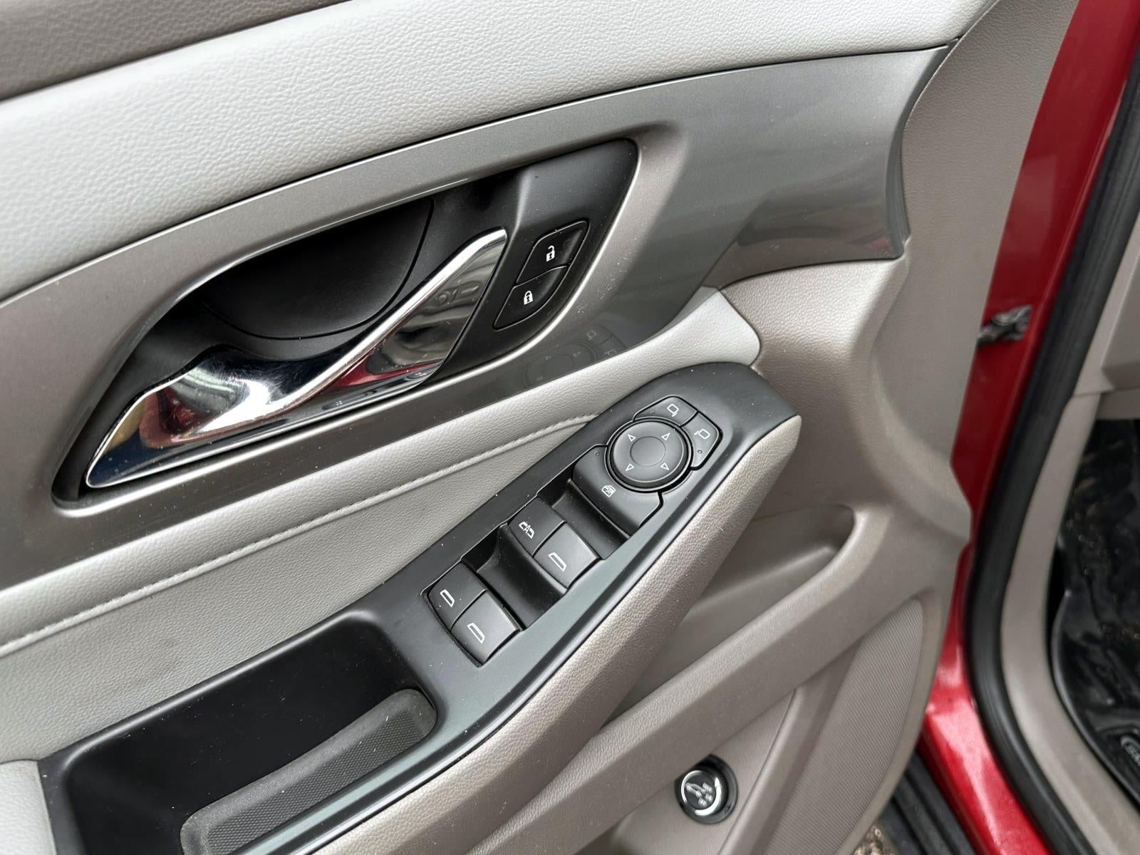 2018 Chevrolet Traverse LT Cloth