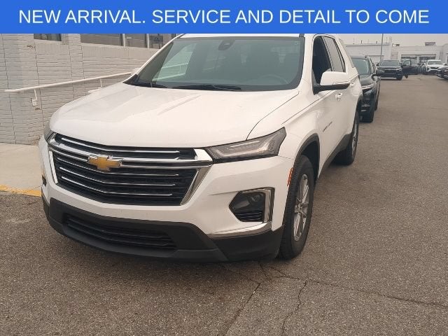 2023 Chevrolet Traverse LT Cloth