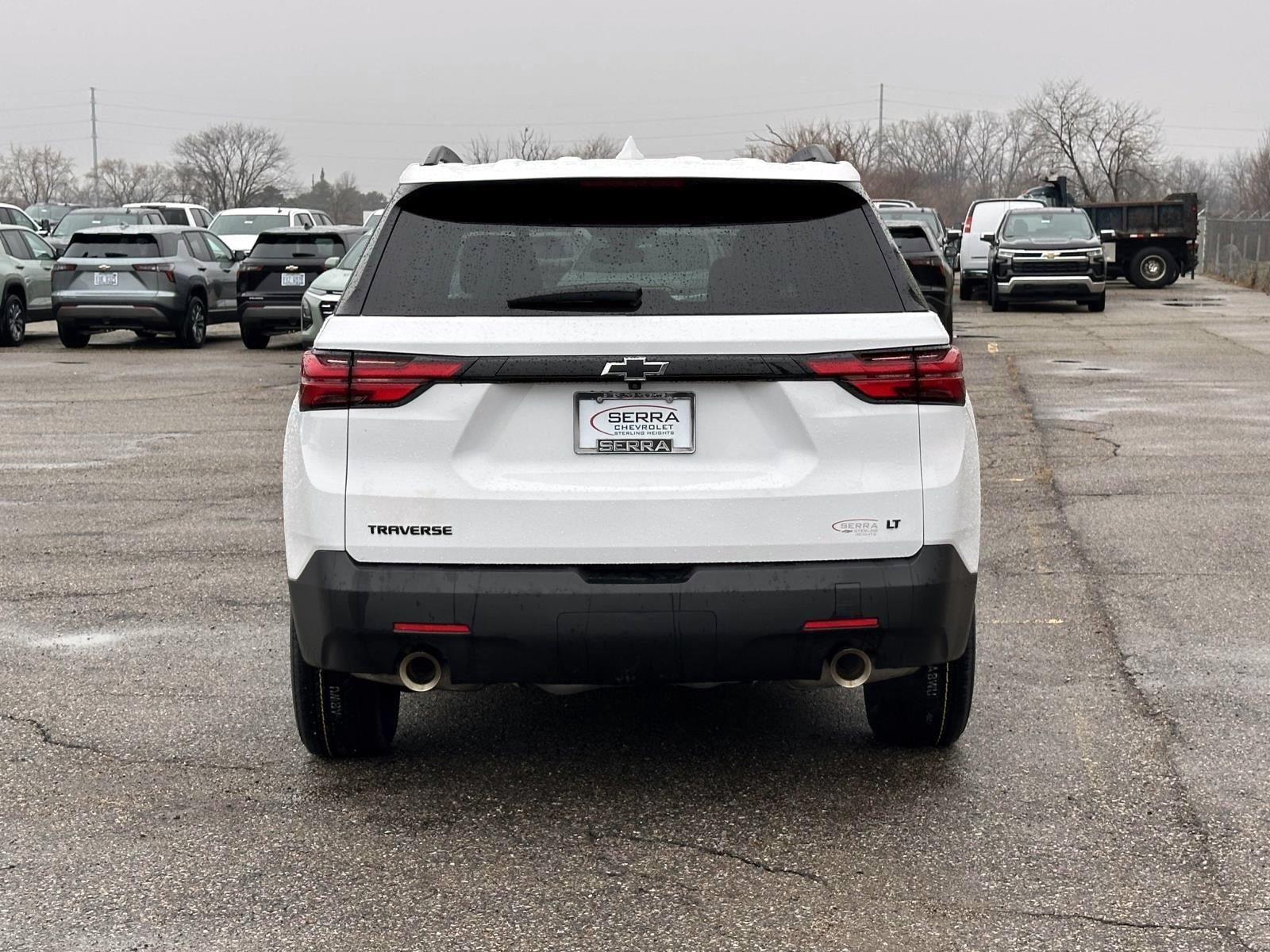 2023 Chevrolet Traverse LT Cloth