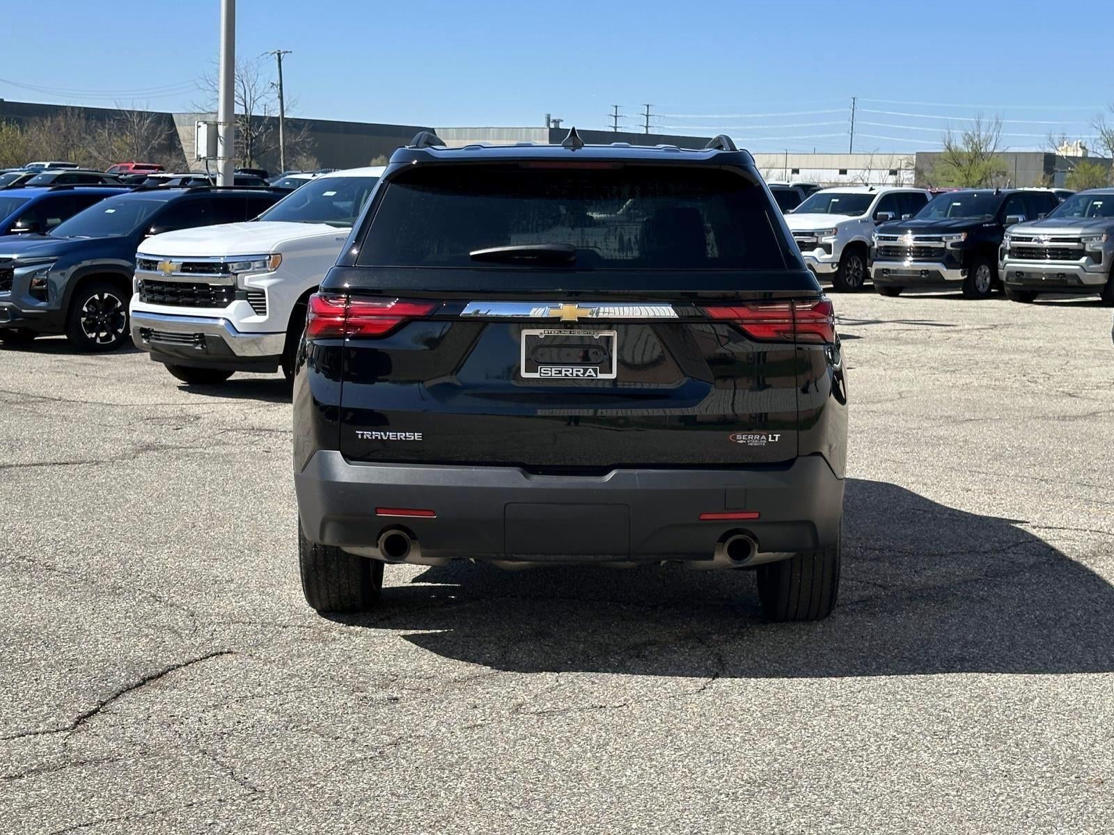 2023 Chevrolet Traverse LT Cloth