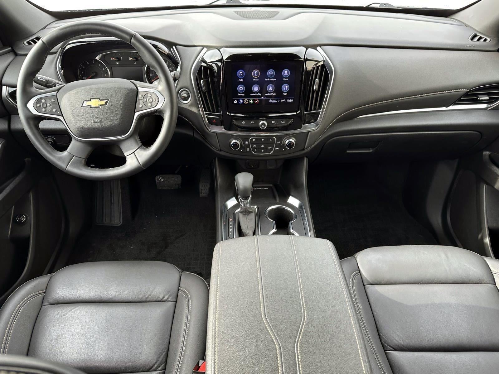 2023 Chevrolet Traverse LT Leather
