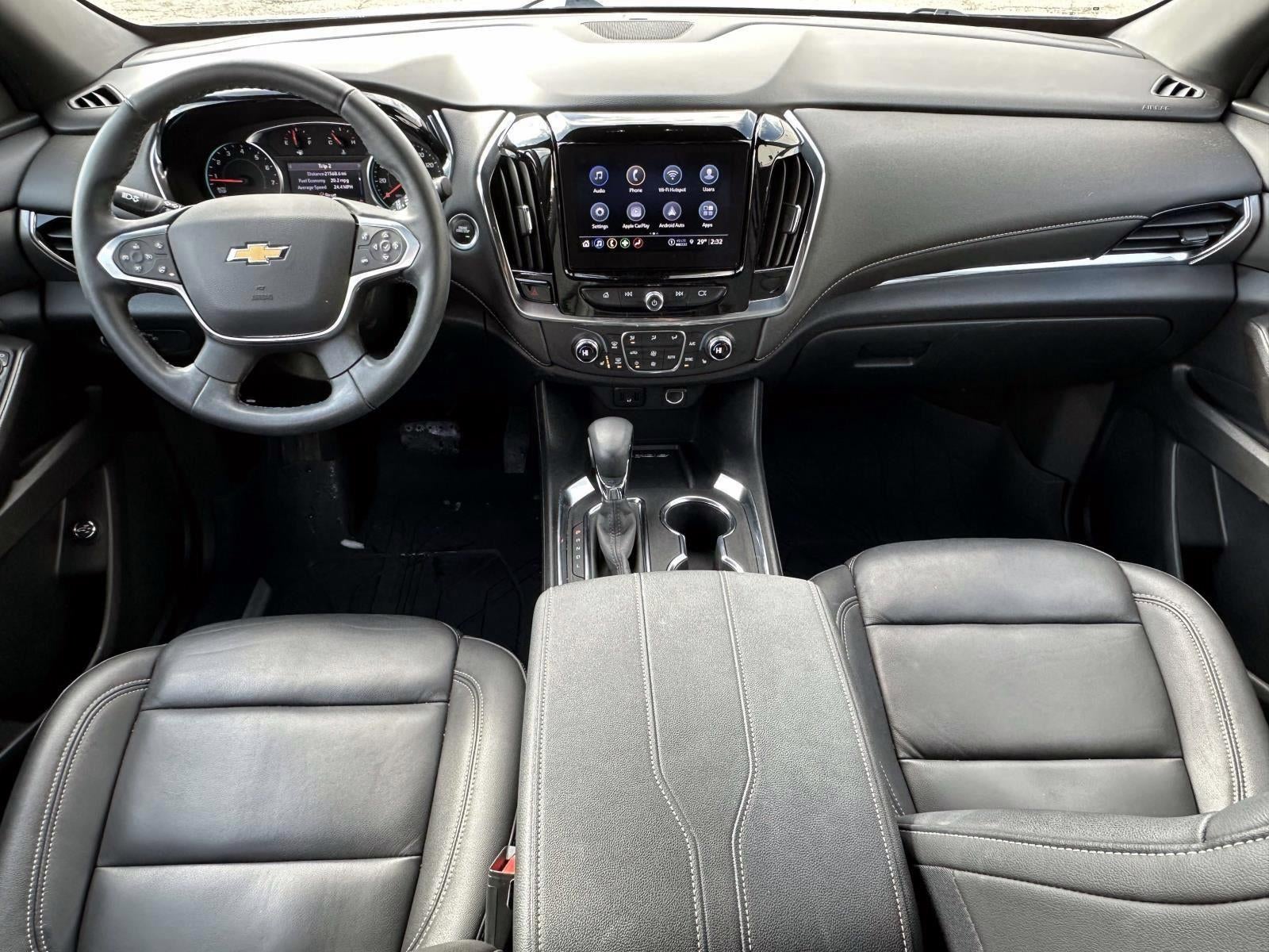 2023 Chevrolet Traverse LT Leather