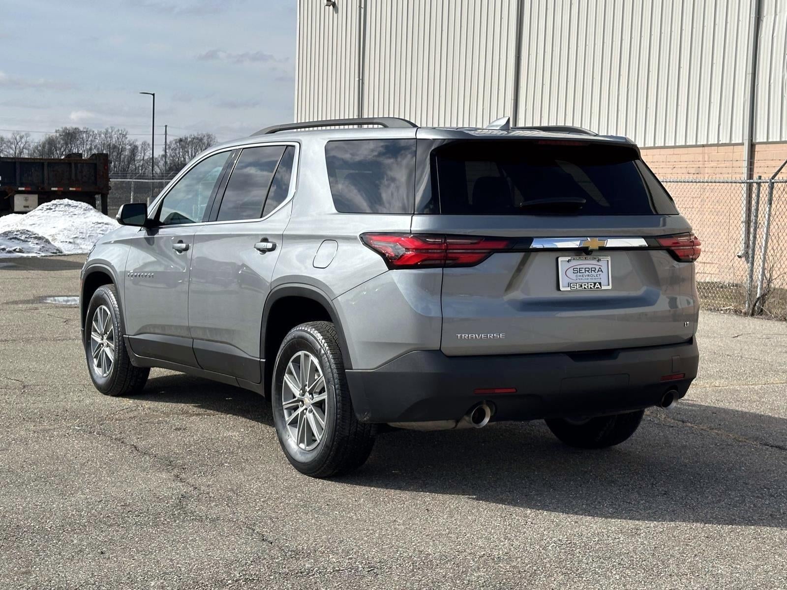 2023 Chevrolet Traverse LT Leather