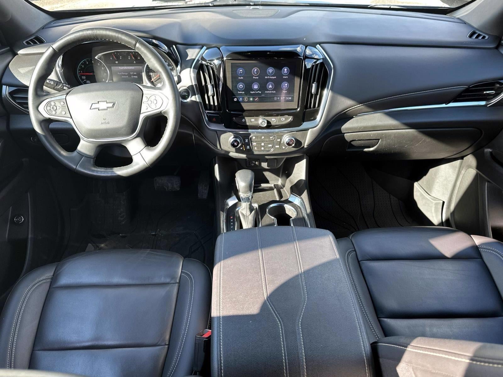 2023 Chevrolet Traverse LT Leather