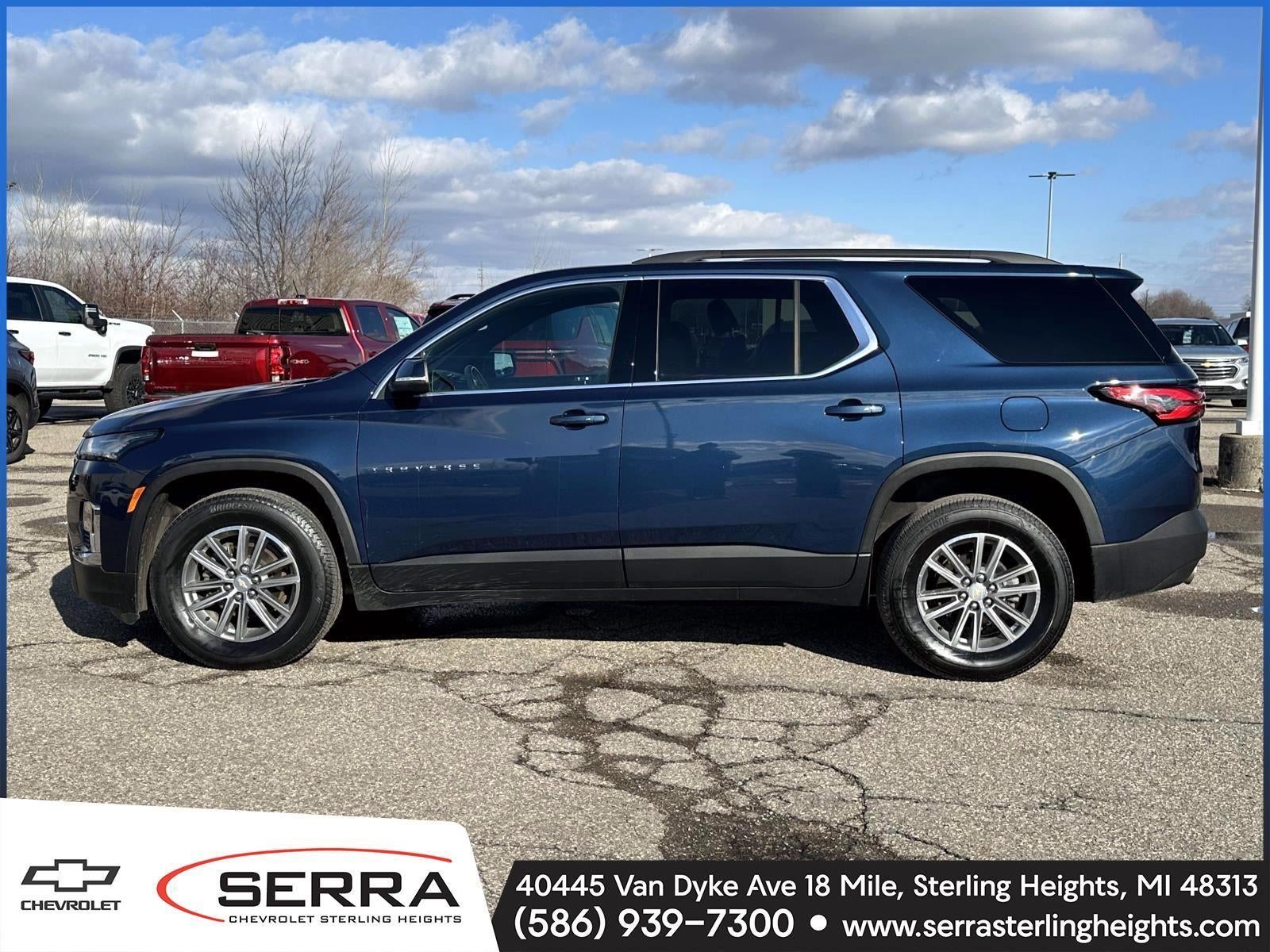 2023 Chevrolet Traverse LT Leather