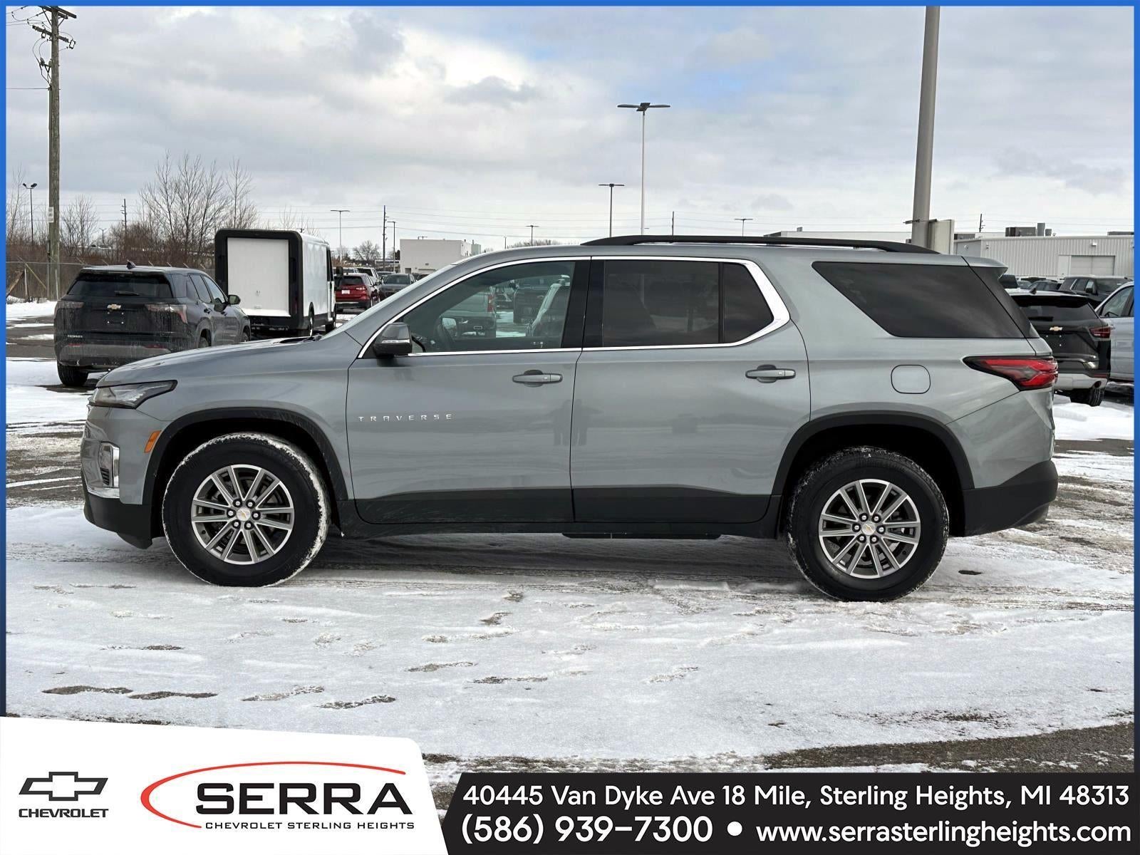 2023 Chevrolet Traverse LT Leather