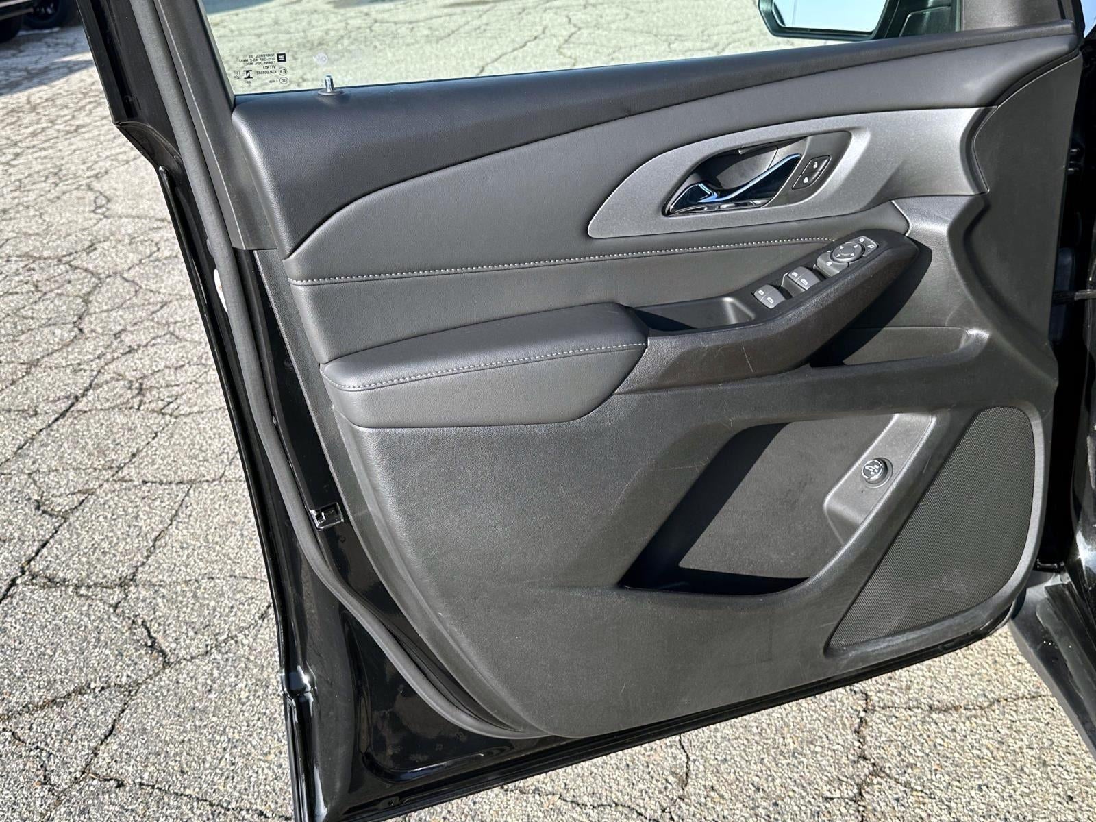 2024 Chevrolet Traverse Limited LT Cloth