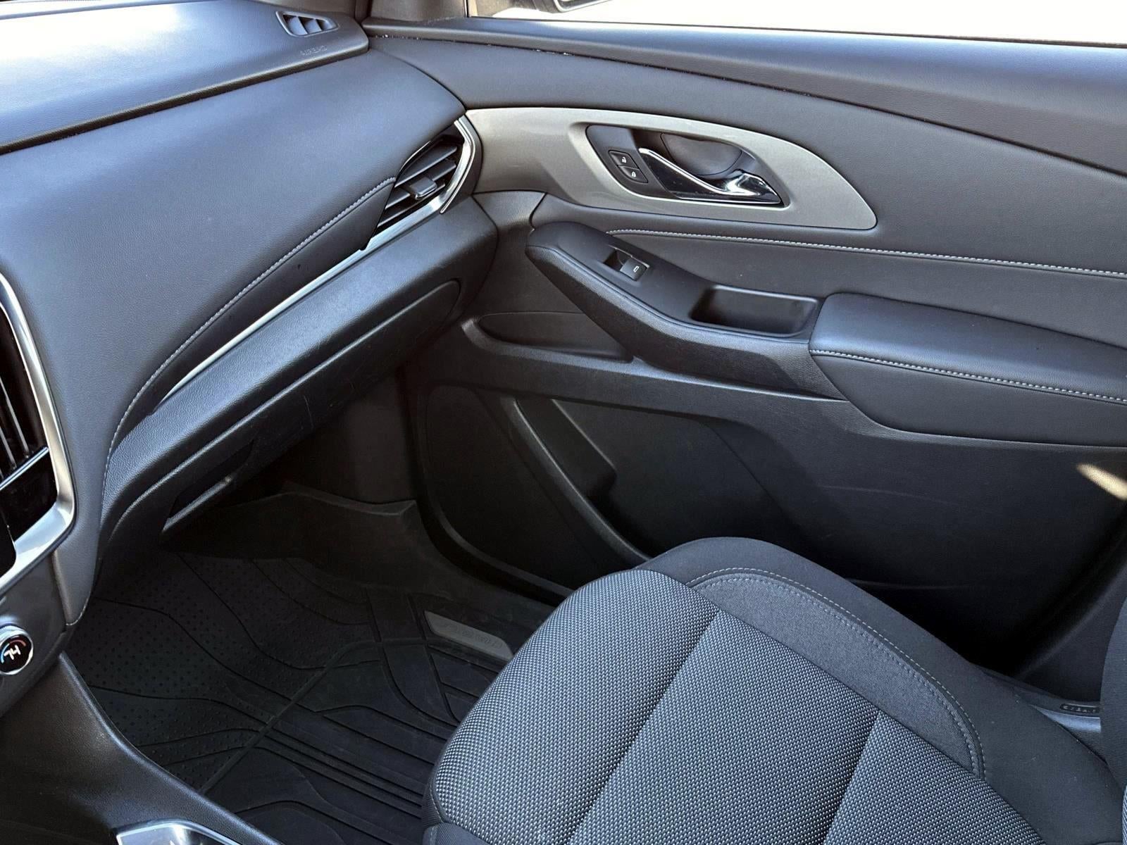 2024 Chevrolet Traverse Limited LT Cloth