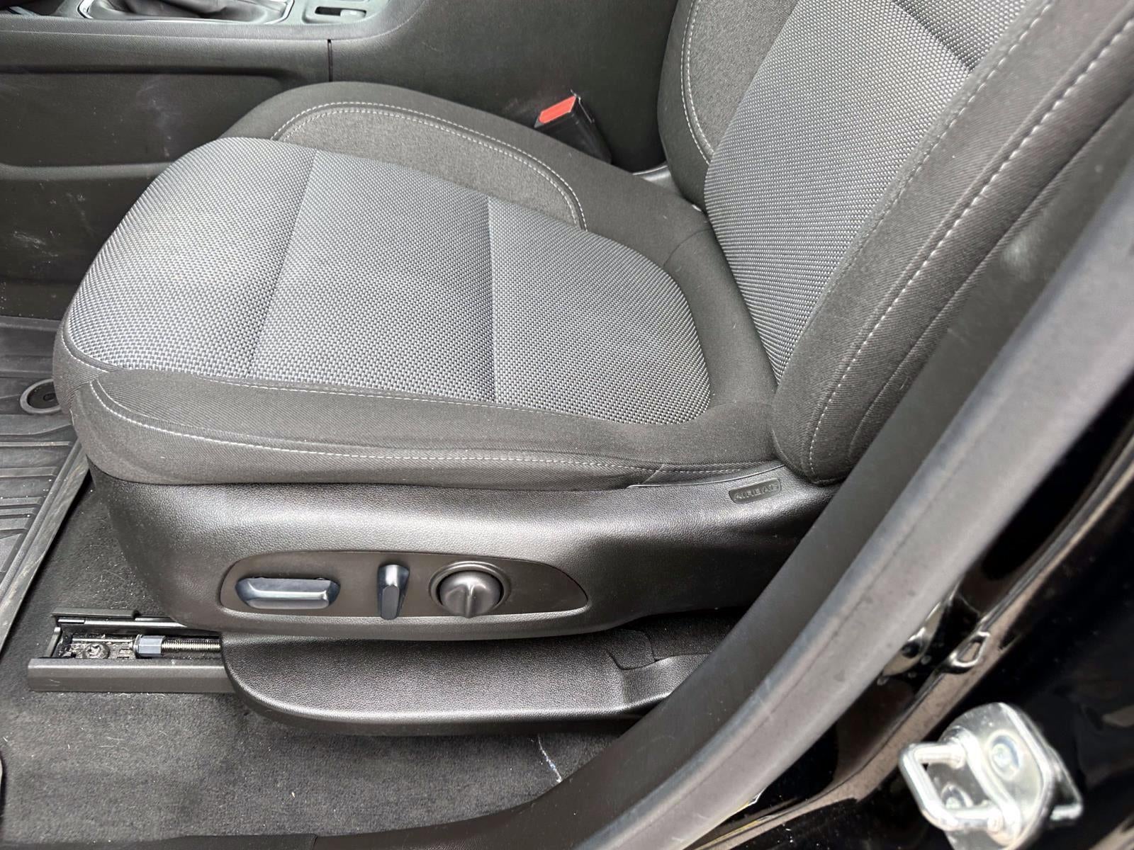 2024 Chevrolet Traverse Limited LT Cloth