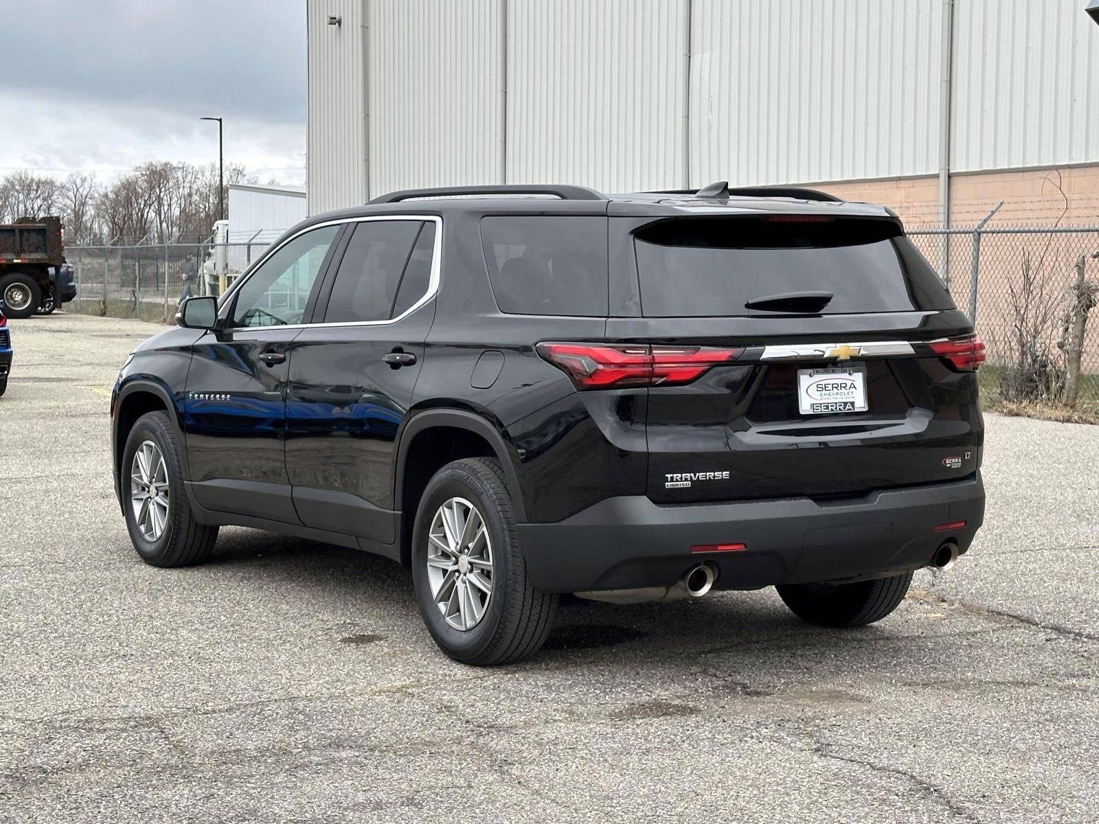 2024 Chevrolet Traverse Limited LT Cloth
