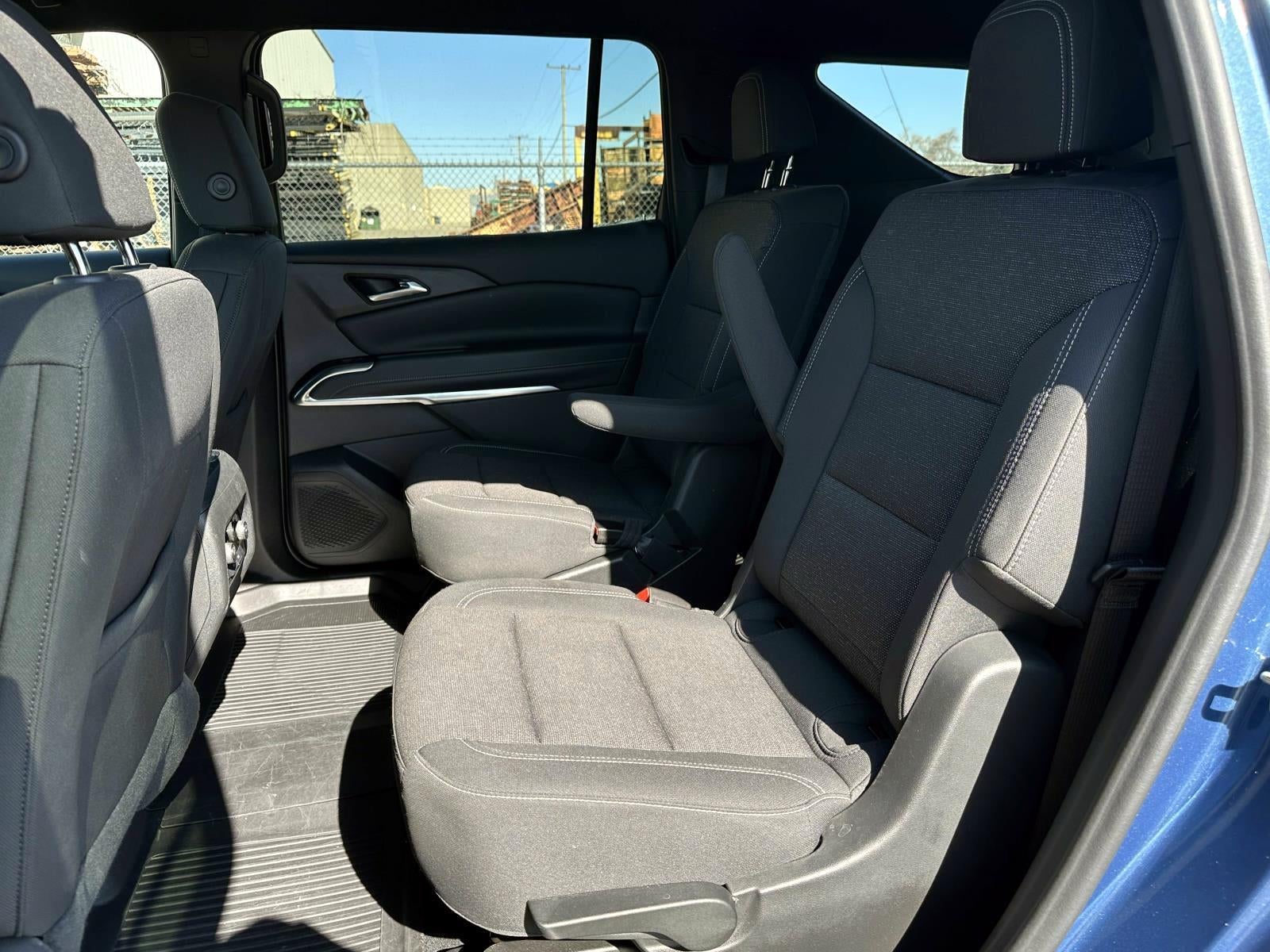 2024 Chevrolet Traverse LT