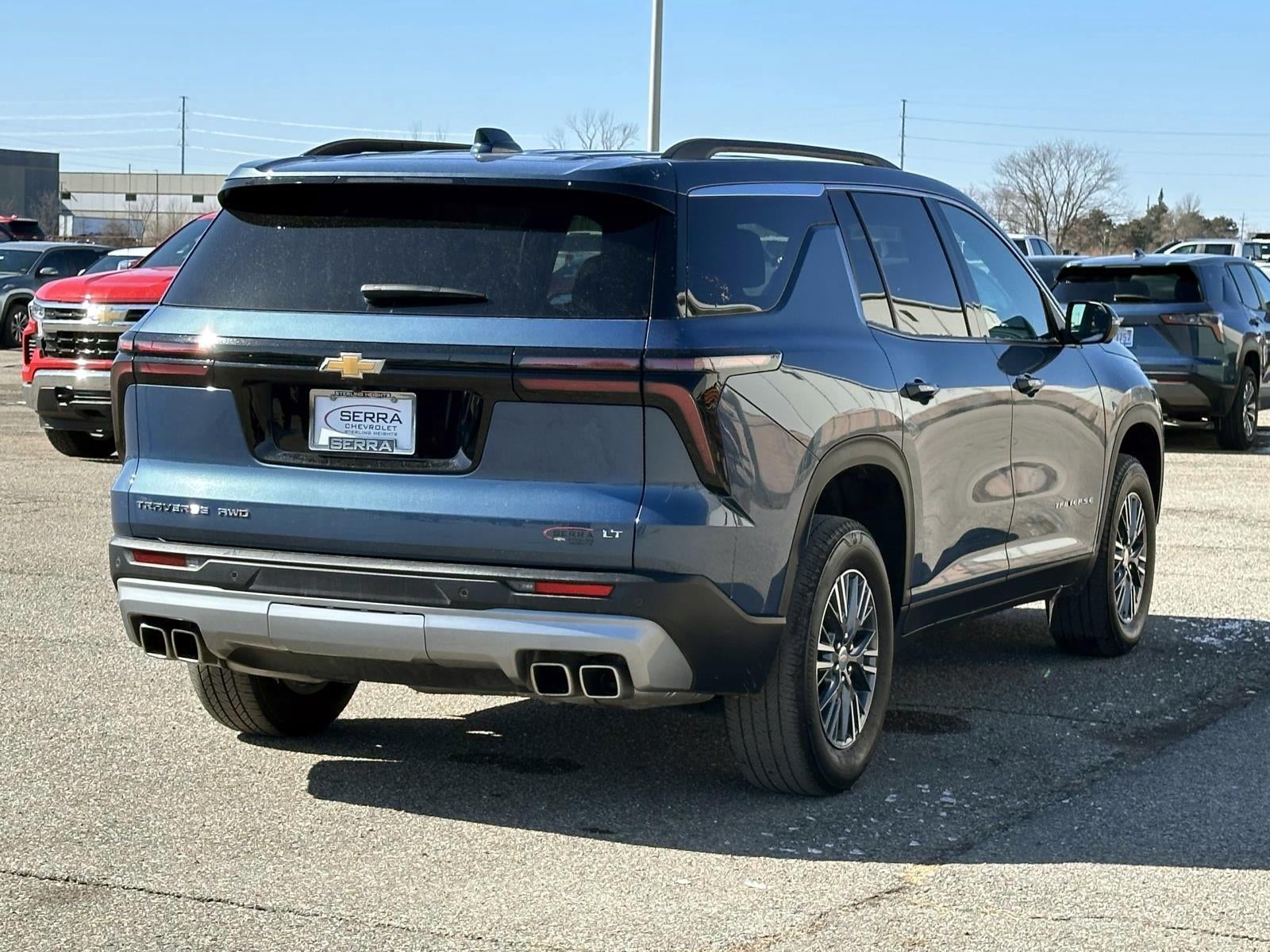 2024 Chevrolet Traverse LT