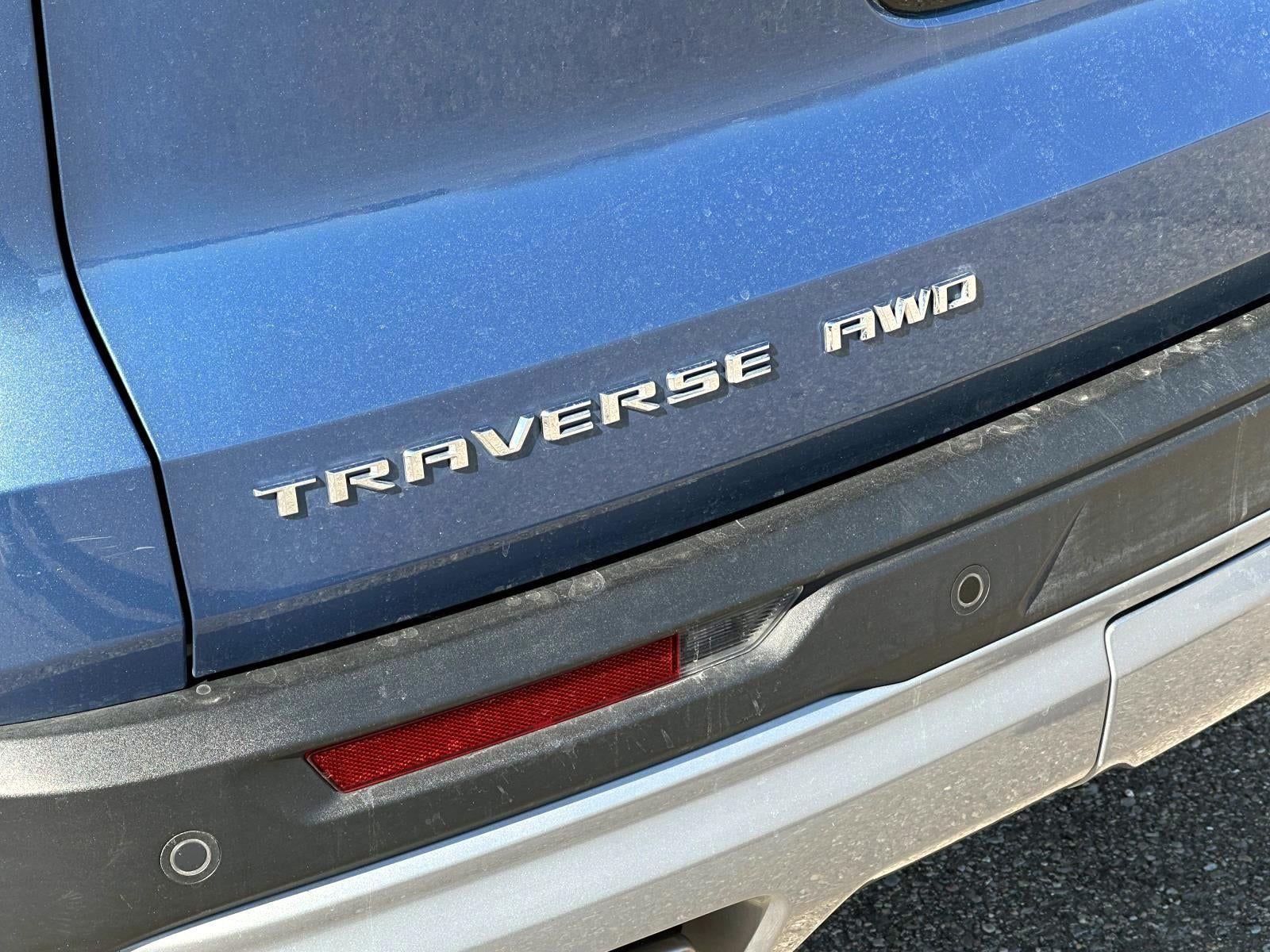 2024 Chevrolet Traverse LT