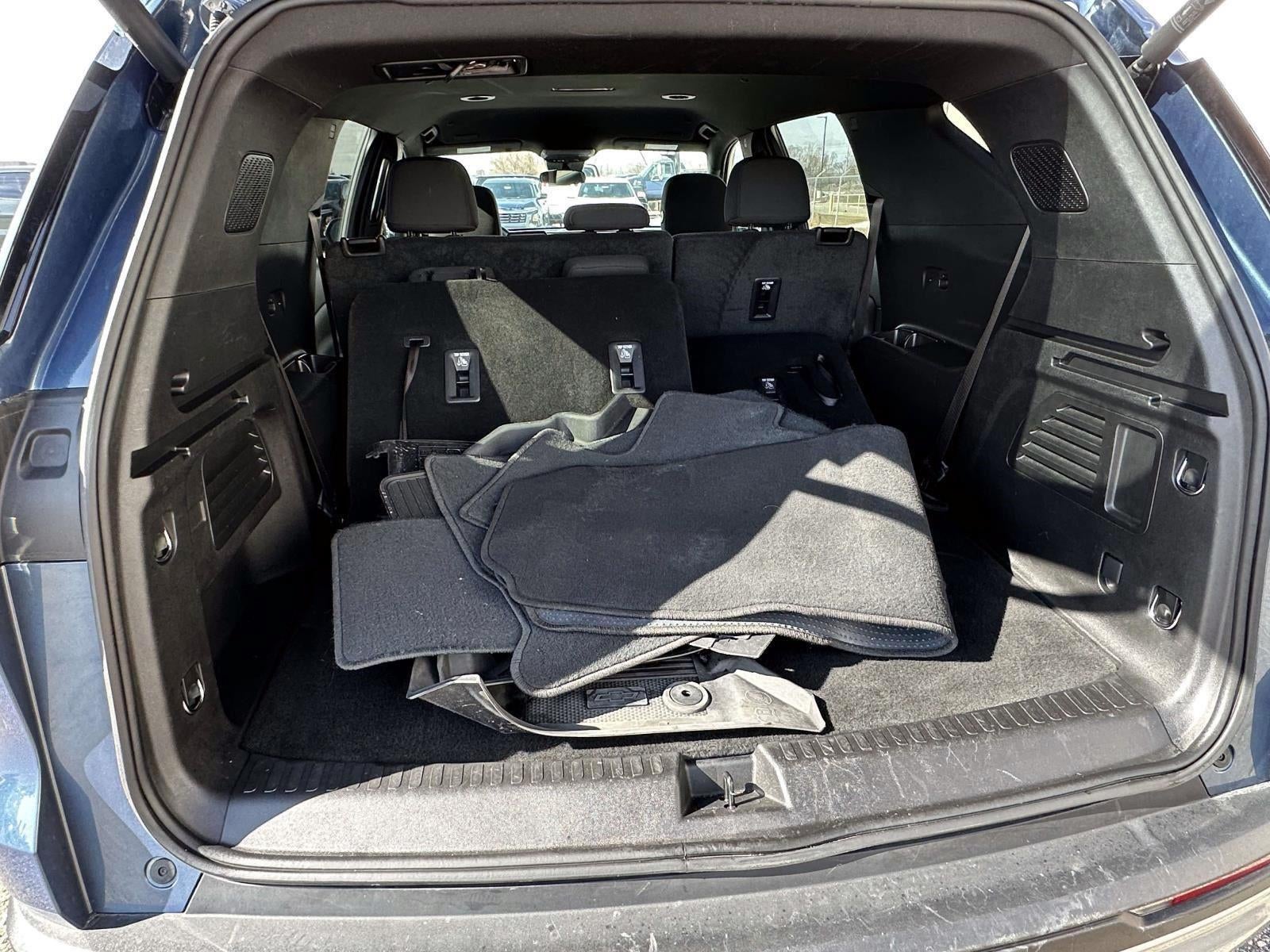 2024 Chevrolet Traverse LT