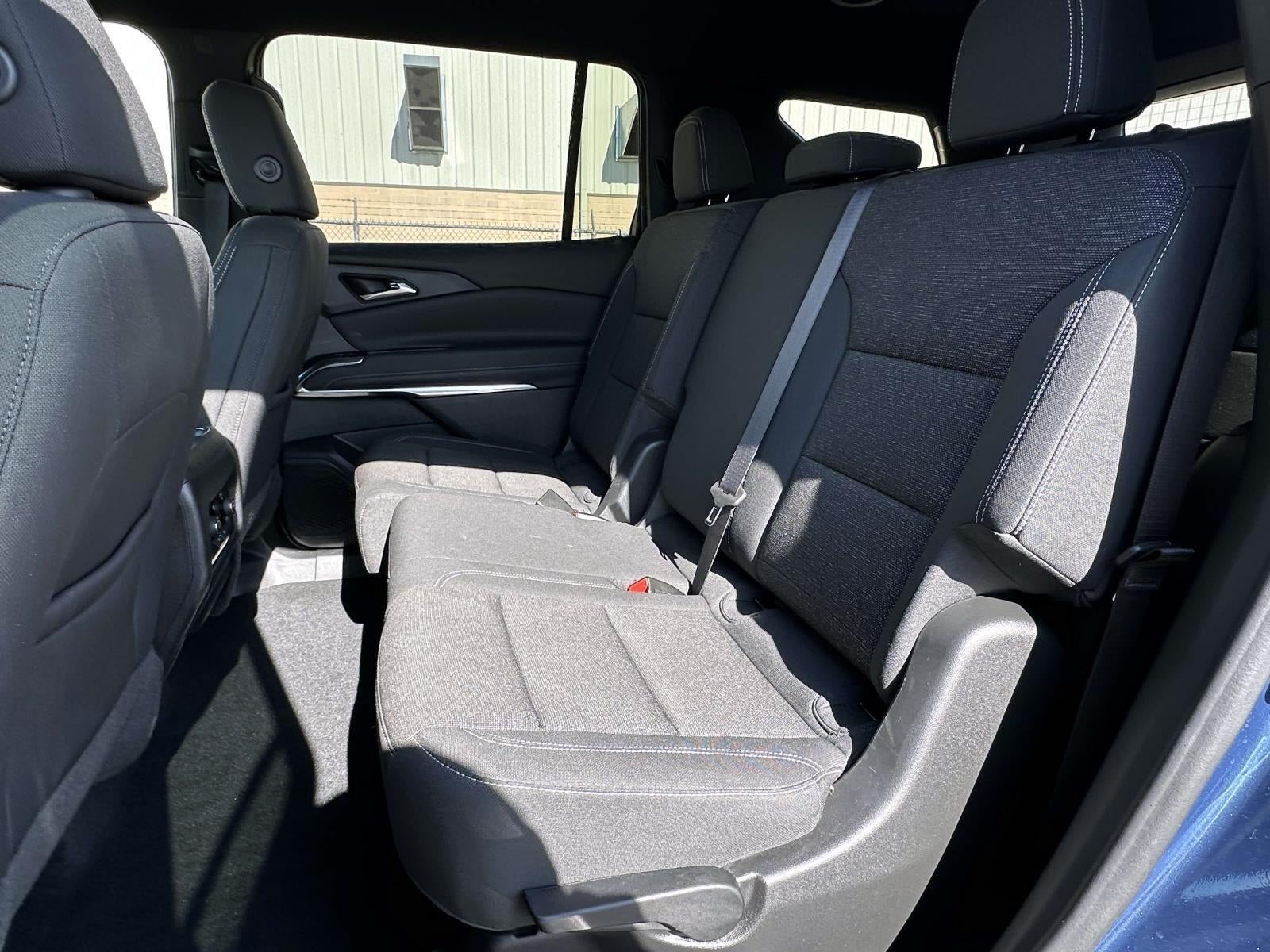 2024 Chevrolet Traverse LT