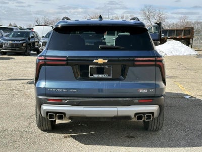 2024 Chevrolet Traverse LT