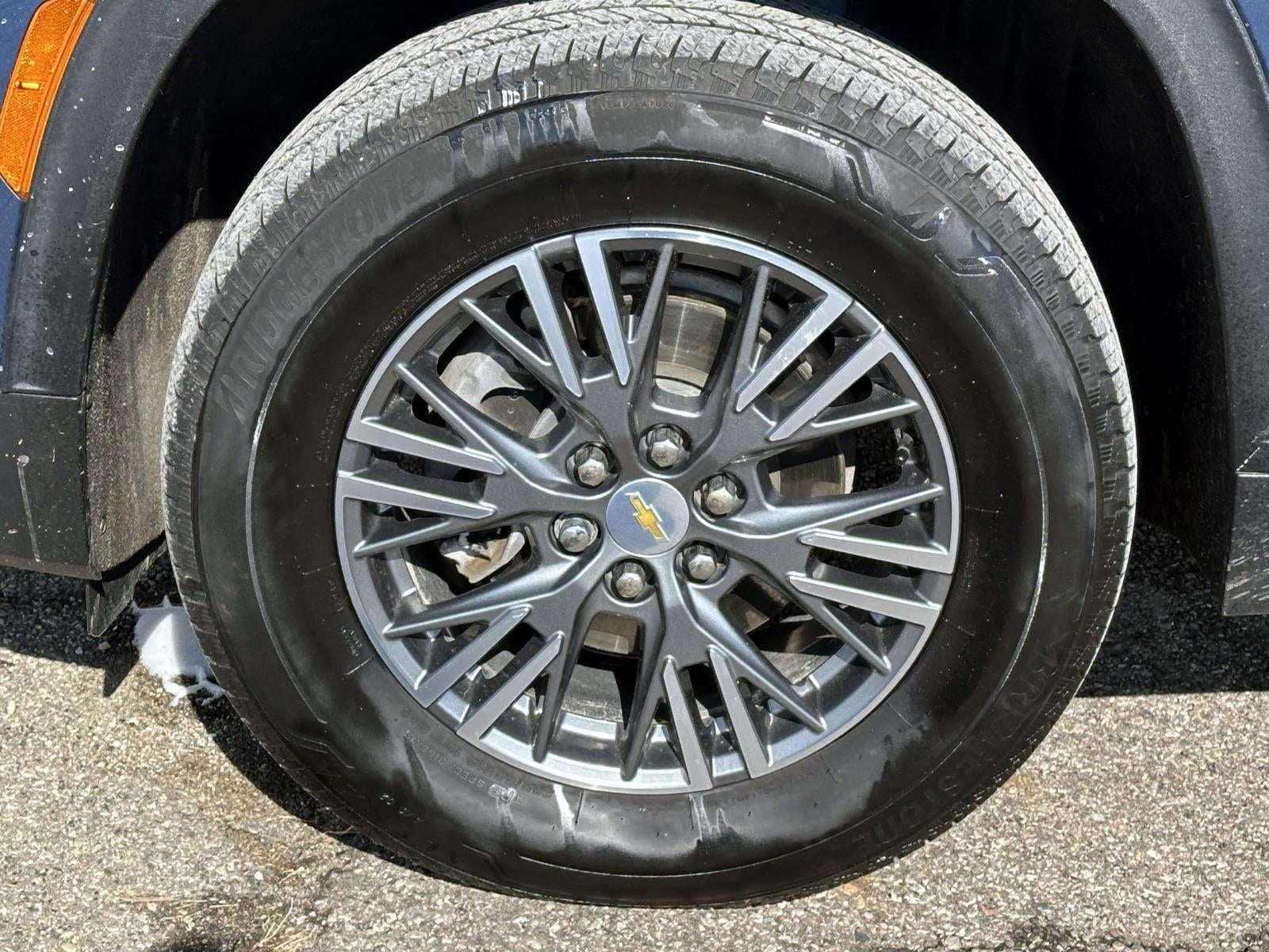 2024 Chevrolet Traverse LT