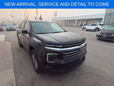 2025 Chevrolet Traverse LT