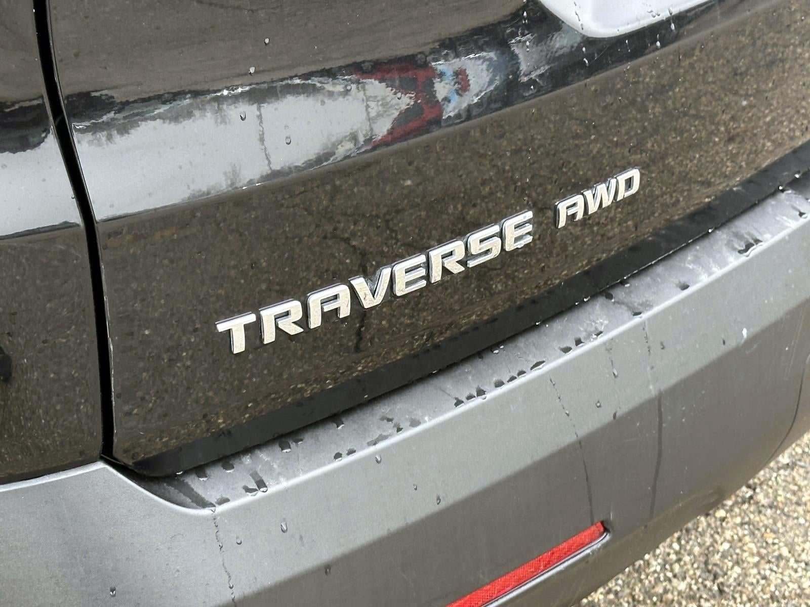 2023 Chevrolet Traverse LT Leather