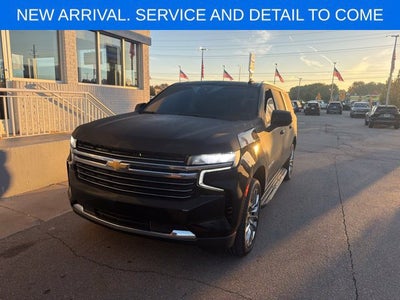 2023 Chevrolet Suburban LT
