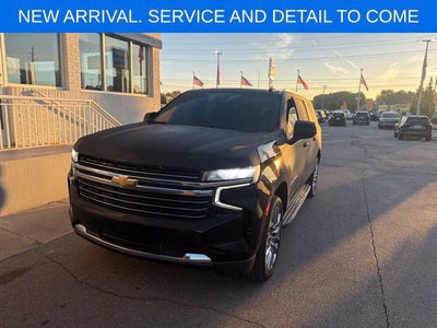 2023 Chevrolet Suburban LT