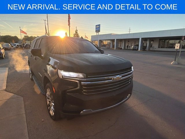 2023 Chevrolet Suburban LT