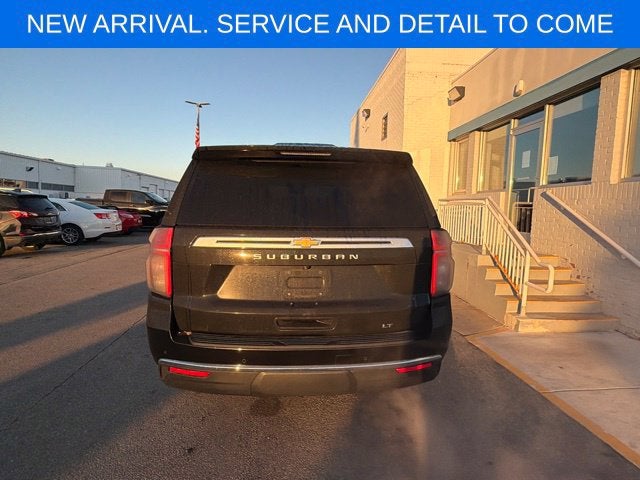 2023 Chevrolet Suburban LT