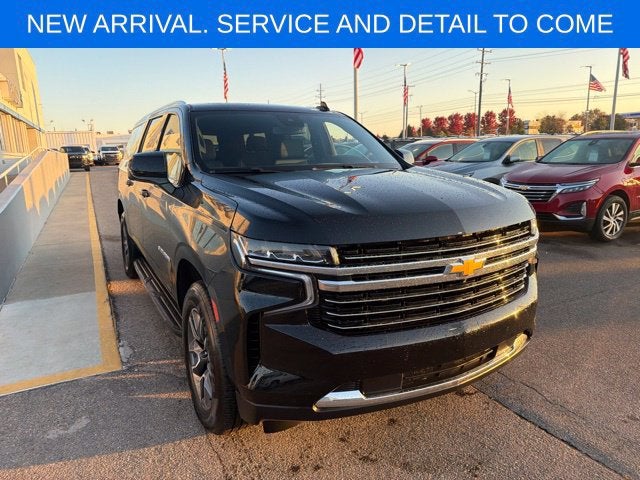 2024 Chevrolet Suburban LT