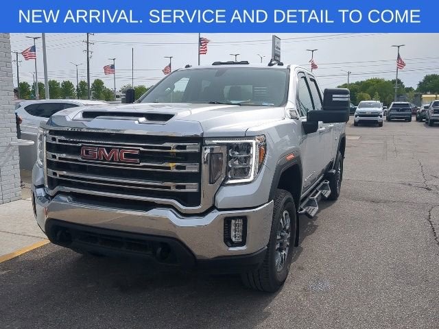 2022 GMC Sierra 4WD Double Cab Standard Box SLE's photo